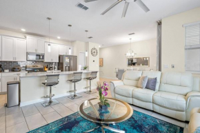 4978 Sunshine Getaway at Storey Lake Luxe 4BR